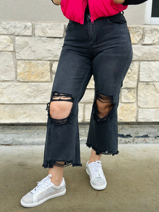 Black Distressed Straight Jean-DEALS